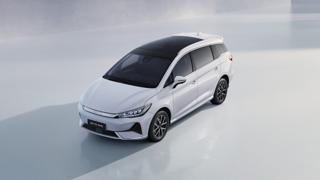 BYD M6 Top View
