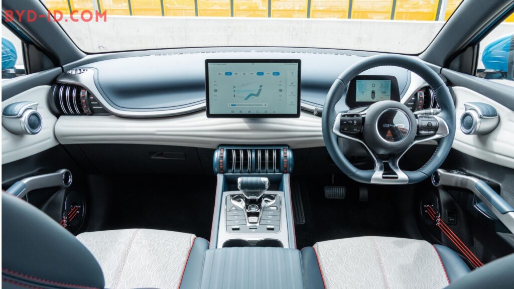 BYD Atto 3 interior 