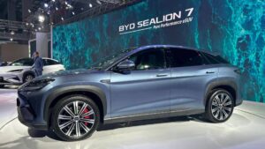 BYD Sealion 7